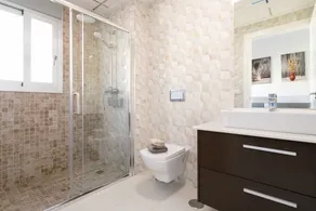 Maison de Vacances Élégante avec Sauna, Piscine, Climatisation et Wi-Fi - Image 5