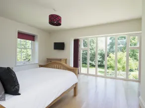 2 bedroom accommodation in Sutton Bridge, Spalding - Image 5