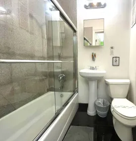 NYC Empire Apartments - Image 2