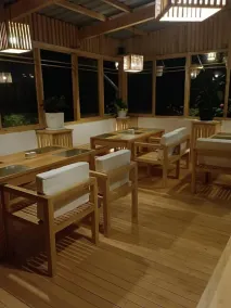 UV INN - Image 5