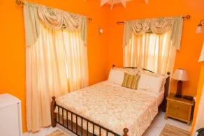 Vinaya's Studio Apartment-Romantic Hideaway - Image 5