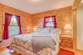 Ruhiges Depoe Bay Oceanview Blockhaus, drei Schlafzimmer mit Kingsize-Bett, Spiele und Feuerstelle! - Image 3