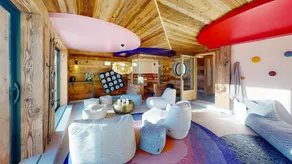 Ski base piste views, 14 people, pool and sauna - Image 3