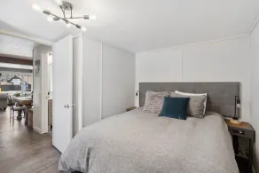 Kozy Cabin - Image 4