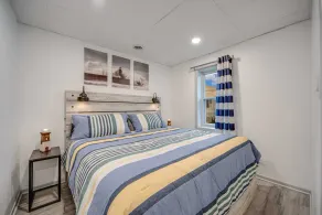 Driftwood, Cozy Waterfront Cottage, Separate Unit  - Image 4