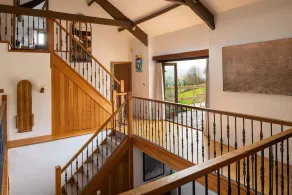 Old Barn - sleeps 10 guests  in 5 bedrooms - Image 4