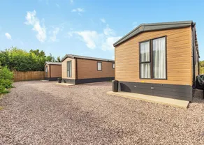 2 bedroom accommodation in Eaton, Congleton - Image 5
