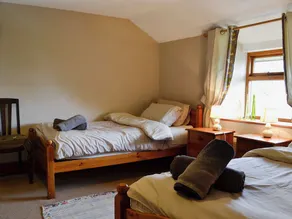 2 chambres à coucher à Grosmont, near Abergavenny - Image 3