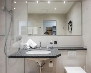 Stay Flex Hotel & Apartments - Image 3