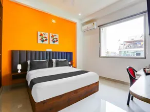Townhouse Oak Sector 69 Gurgaon - Image 4