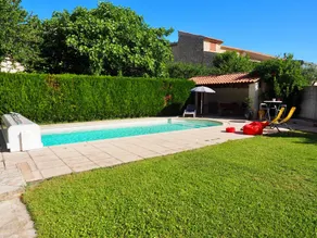 Superb apartment in a villa with swimming pool in a quiet location! - Image 5
