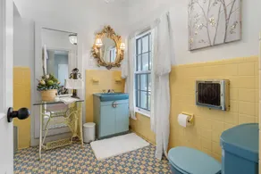 6 Private Suites! Game Room, Living Room-The Beland Mansion - Image 4