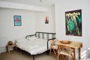 Chic Kemptown Studio – 500m to Brighton the Beach! - Image 5