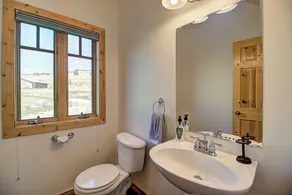 Rustic Retreat on Flathead Lake - Image 2