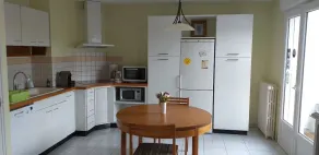 Furnished in a house with garden and private parking - Image 5