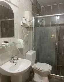 Otel Yalta - Image 4
