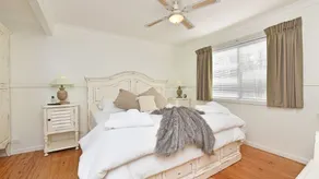 Olive Grove 3  1 Bedroom Cabin with large Bath and walk to wineries - Image 3