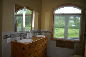 Tettegouche Lodge 8BR-6.5Bath & 32 acres of outdoors relaxation ON Baptism River - Image 2