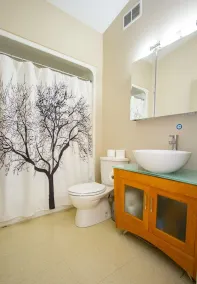 Lake Winnipeg  luxury Beach House with hot tub - Image 5