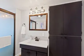 Amazing Coeur d` Alene Sanders Beach Bungalow - Image 3