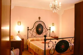 Wonderful Private Villa With Private Pool, TV, Pets Allowed and Parking, Close to Montepulciano - Image 5