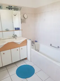 Appartement de 2 chambres a Meze avec magnifique vue sur la mer balcon amenage et WiFi a 10 m de la - Image 2