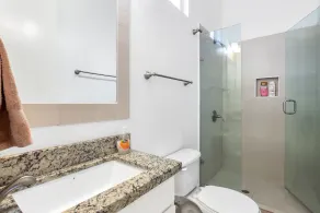 Bright Dog-Friendly Suite with Kitchenette, Heated Outdoor Pool, Hot Tub, Patio - Image 3