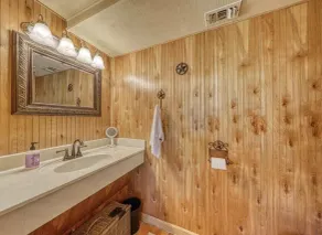 Bungalow på Guadalupe-floden - Seguin, TX - Image 2