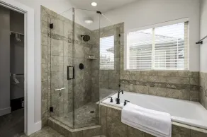 Clean, modern, golf course home w/ incredible mtn views, close to hike/golf/ski. - Image 5