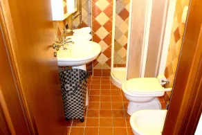 BEAUTIFUL and COZY home, in the countryside, 4km from the sea! NATURE and RELAX! - Image 2