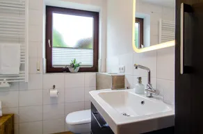 Ferienwohnung mit Terrasse - Image 3
