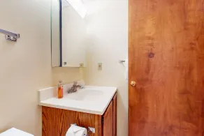 Comfortable mountain gem with pool, mountain views, & indoor parking space - Image 5