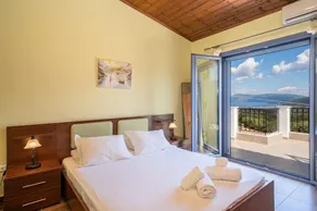 Sunrise Villa With 3 Bedrooms and 3 Bathrooms - Image 4