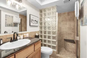 Breck-Ski IN Condo⛷Main Street 🏔 Views 😴 sleeps 8! $0 Cleaning fee - Image 5