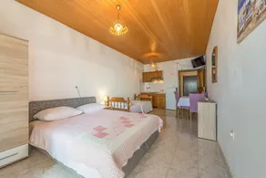 Studio Apartment Kod Cara A7 - Image 5