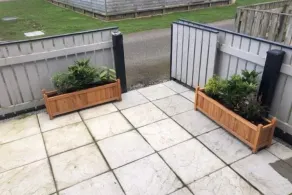 Cosy Bridlington chalet w/terrace — 5 min from the beach! - Image 4