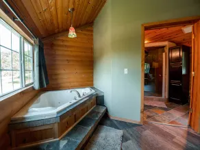 Romantic Secluded Cabin w/ Hot Tub, Private Driftless Escape - Image 3