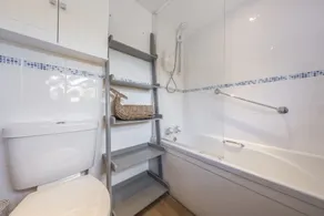 Queenies Cottage - Image 3