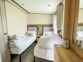 Modern Caravan With Large Decking Area, Ref 60057Ch - Image 5