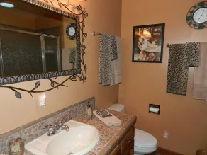 Beautiful Creekside Home in Mariposa Pines Close to Yosemite.  No cleaning fee. - Image 3