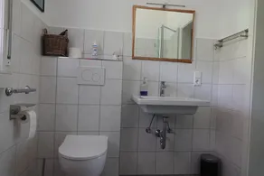 Vacation w. Landliebeehrsen1, modern, quiet location, parking lot at the apartment, close to the city, WLAN - Image 3