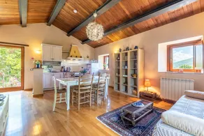 Farmhouse 'Casa Stella' with Infinity salt water pool shared, Private Terrace and Wi-Fi - Image 4