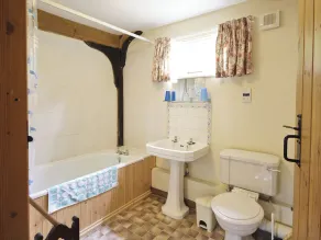 4 bedroom accommodation in Saxtead, near Framlingham - Image 2