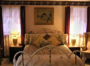 Emilys Inn en smuk privat indstilling med smukke udsigt over bjergene - Image 3