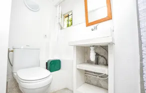 Graziosa casa con 2 camere da letto a Saint-Jeannet - Image 4