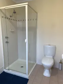 The Palms - Loxton Accommodation, South Australia 4 bedroom 2 bathroom home. - Image 5