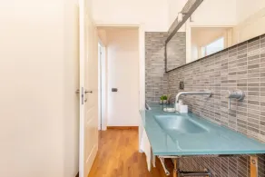 Easylife - Elegant three-room apartment in the Porta Venezia area - Image 5