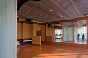 2 Connecting Suites at a 4⭐️ Hotel - Image 5