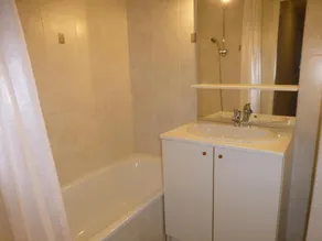 100m from ski lifts, 7th floor, view forest, balcony, tv, 52m², Brides Les Bains - Image 2