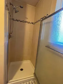 Cozy, pet friendly, 2 bedroom suite in S. Seattle - Image 2